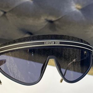 DIORCLUB M2U
Shiny Blue / Blu Mirror